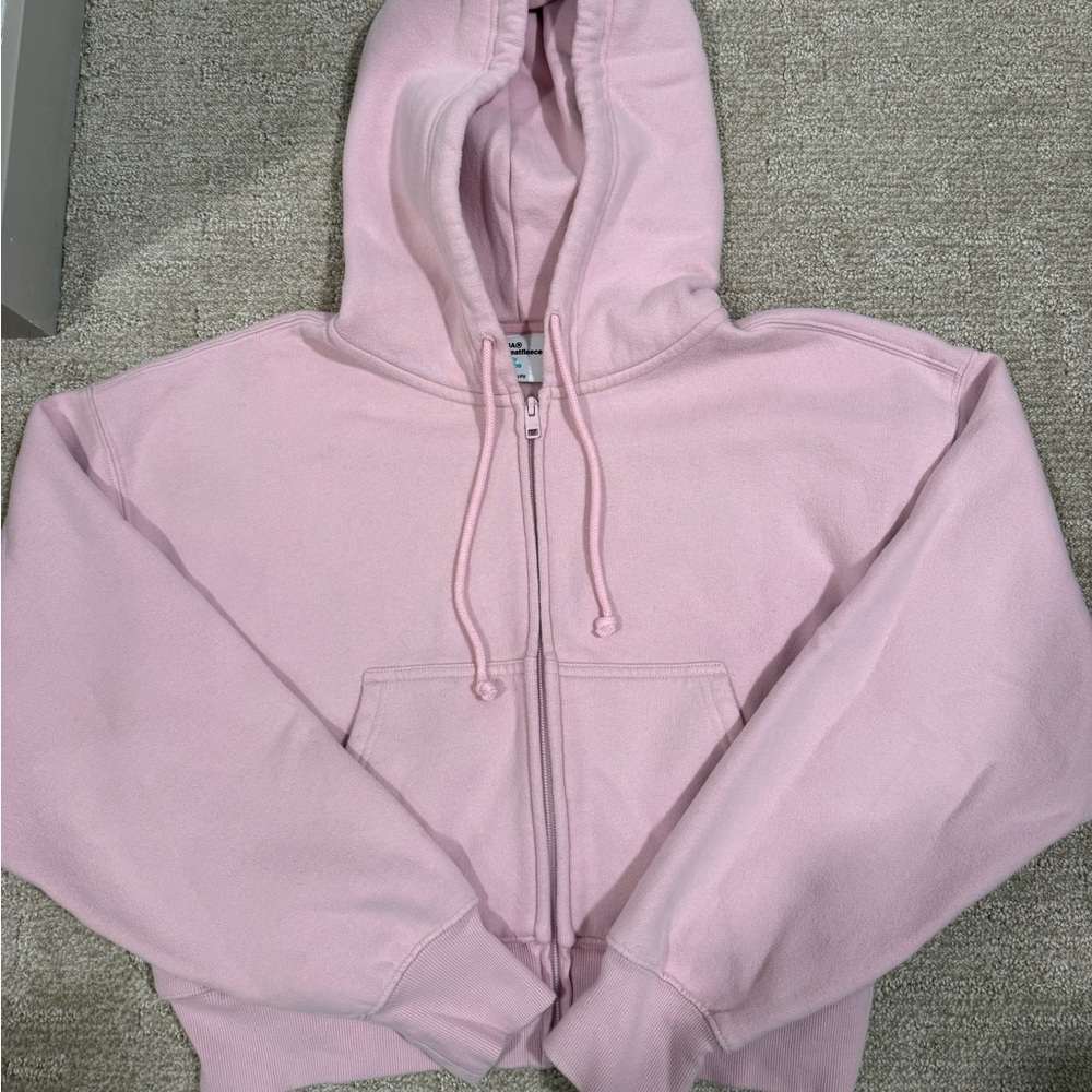 Aritzia boxy crop zip up hoodie